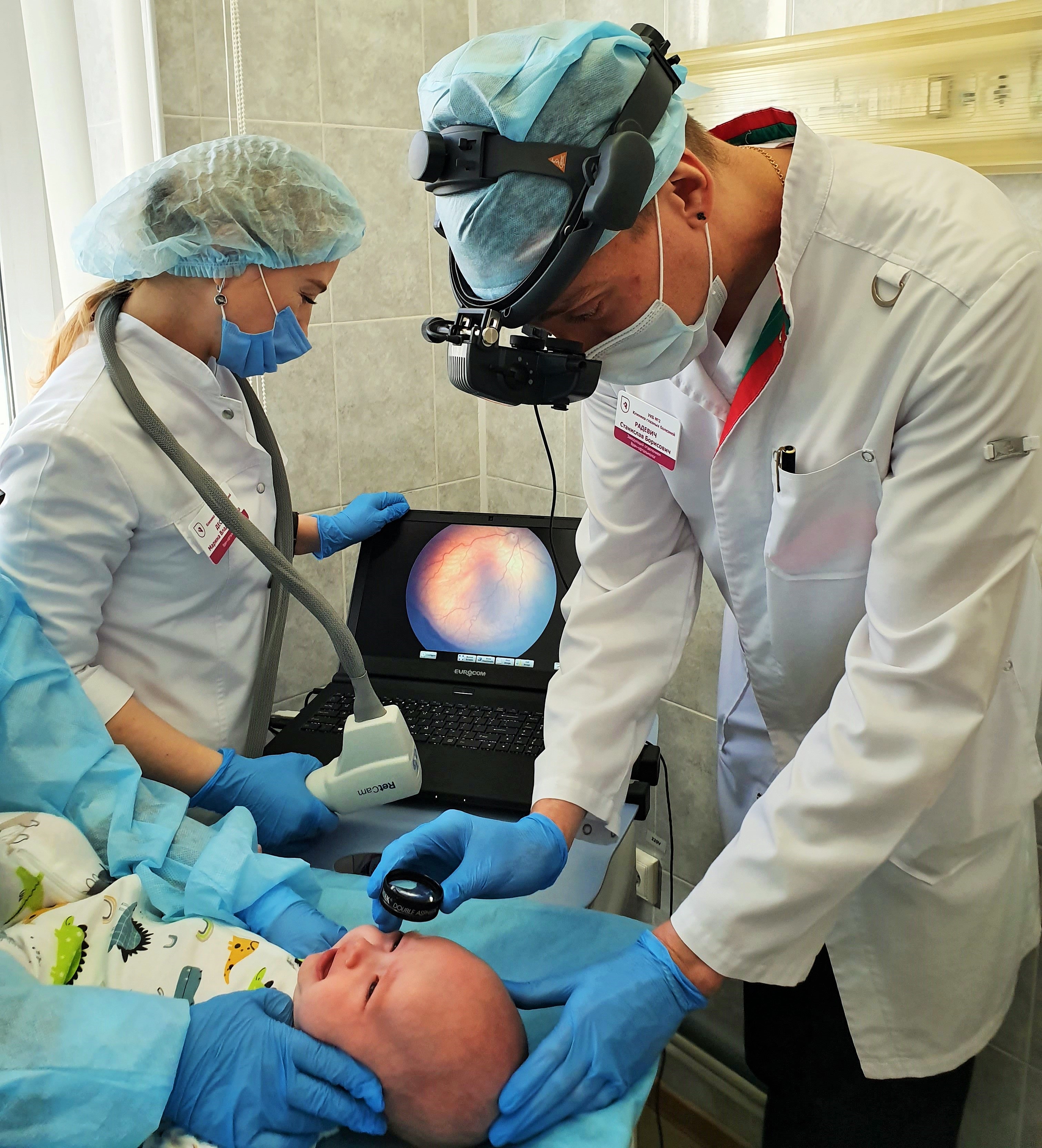 Врачи Клиники глазных болезней СГМУ спасают зрение новорожденным