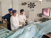 Торакальные хирурги СГМУ провели сложнейшую операцию по удалению рака легкого.