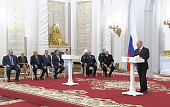 Видеотрансляция: Владимир Путин вручает государственные премии РФ