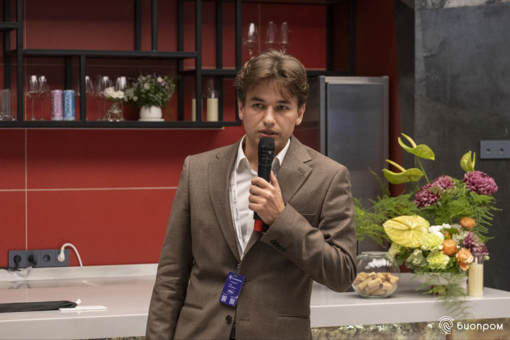 Стартап Сеченовского Университета представил свою разработку инвесторам на форуме «Биопром-2025»