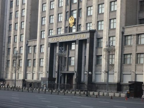 Депутаты предлагают ввести отработку для молодых специалистов в госклиниках