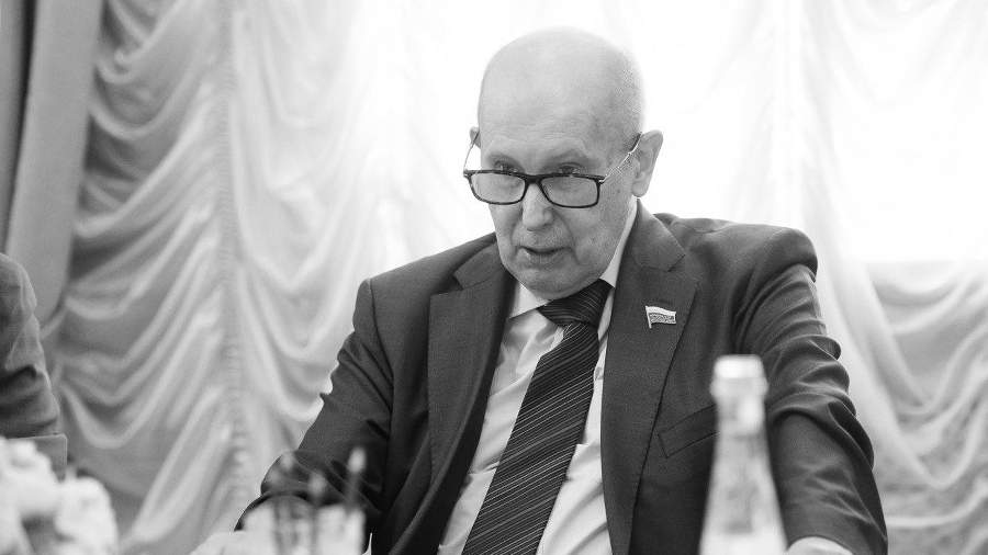 Умер ректор Воронежского государственного медуниверситета Игорь Есауленко