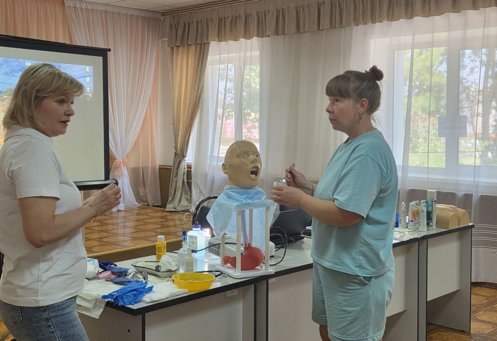 В СамГМУ разработали новую программу для обучения соцработников современным методам ухода