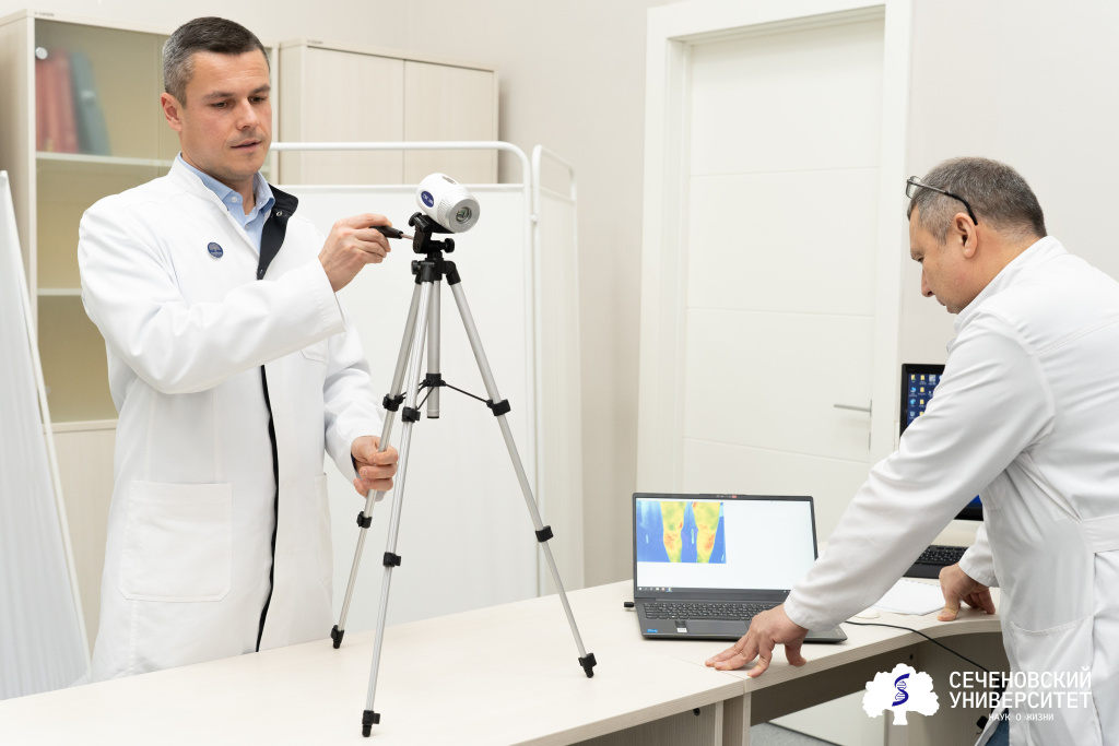 Врачи Сеченовского Университета для диагностики применяют тепловизор