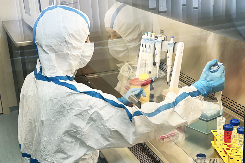 В Сеченовском Университете разрабатывают первый в России клеточный препарат против запущенных форм меланомы