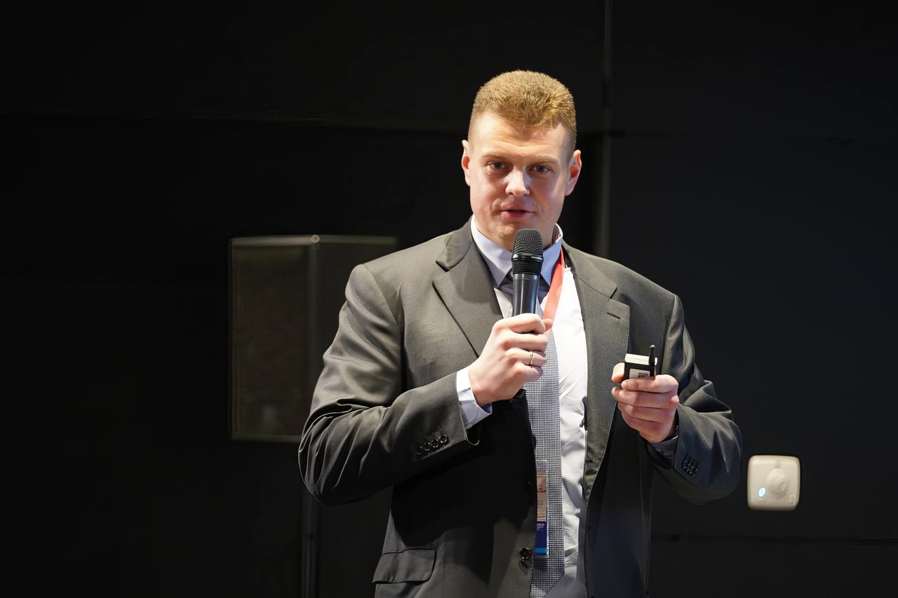 ПМЭФ: Проректор по научно-технологическому развитию, директор Института трансляционной медицины и биотехнологии Сеченовского Университета Вадим Тарасов на сессии «Социально значимые заболевания: современные подходы к профилактике и терапии»: