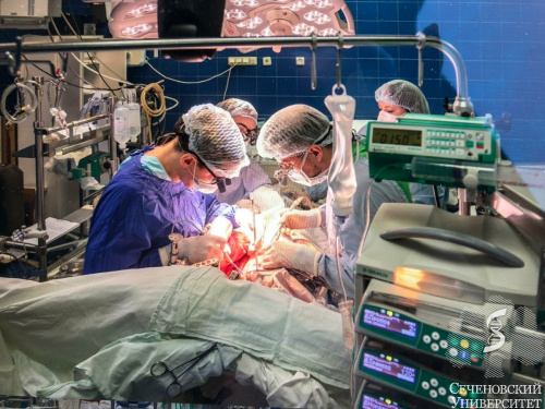 Кардиохирурги Сеченовского университета продлевают жизнь сложным пациентам
